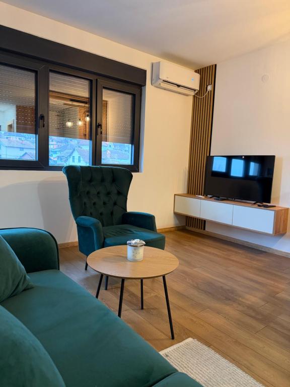 Emerald Residence - 3