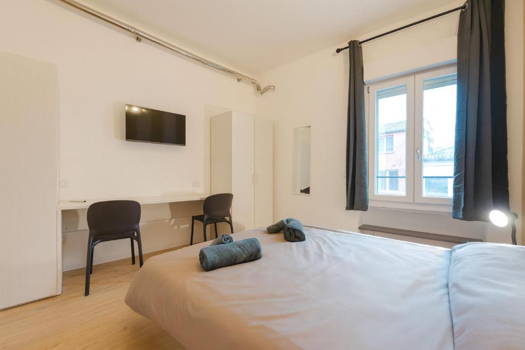Confortevole Stanza 6 con bagno privato Stazione - 2