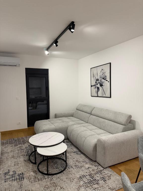 Montenegro White Suite - 3