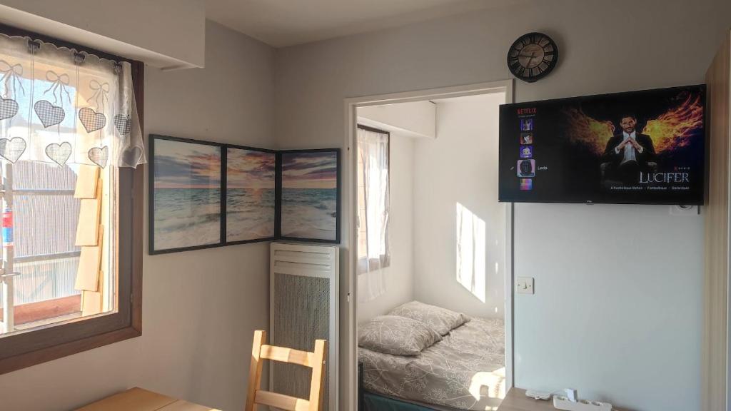 Vue mer, parking privé et la plage à deux pas - 4