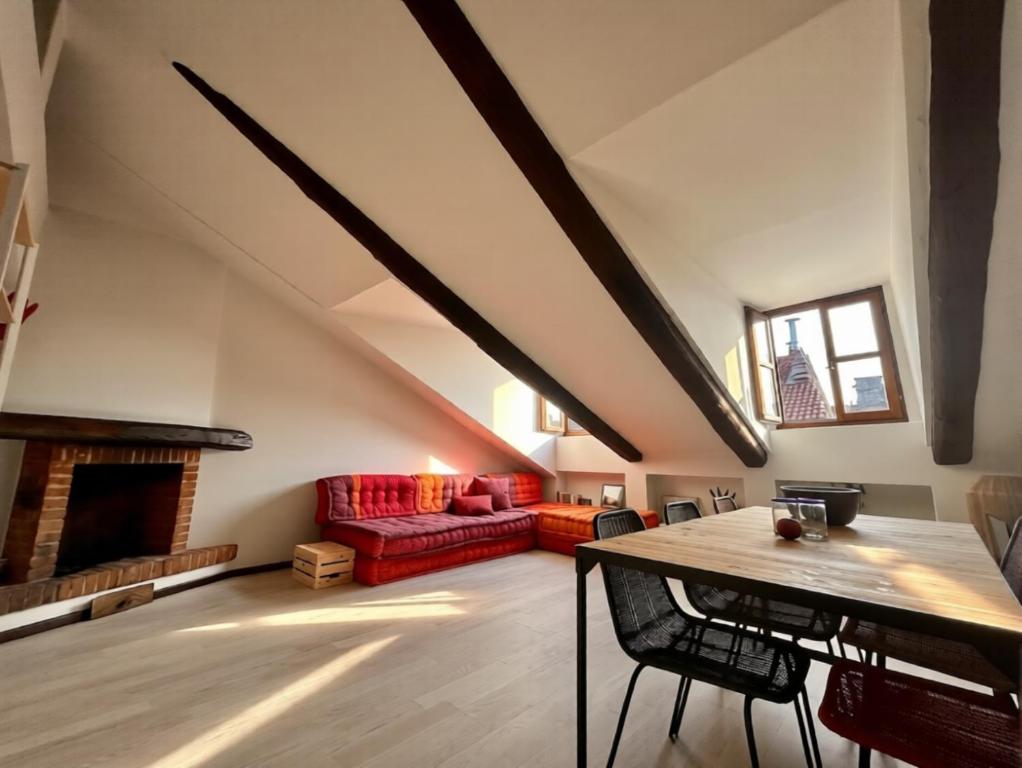 Charming Rooftop Attic San Salvario - 300m from Porta Nuova - 1