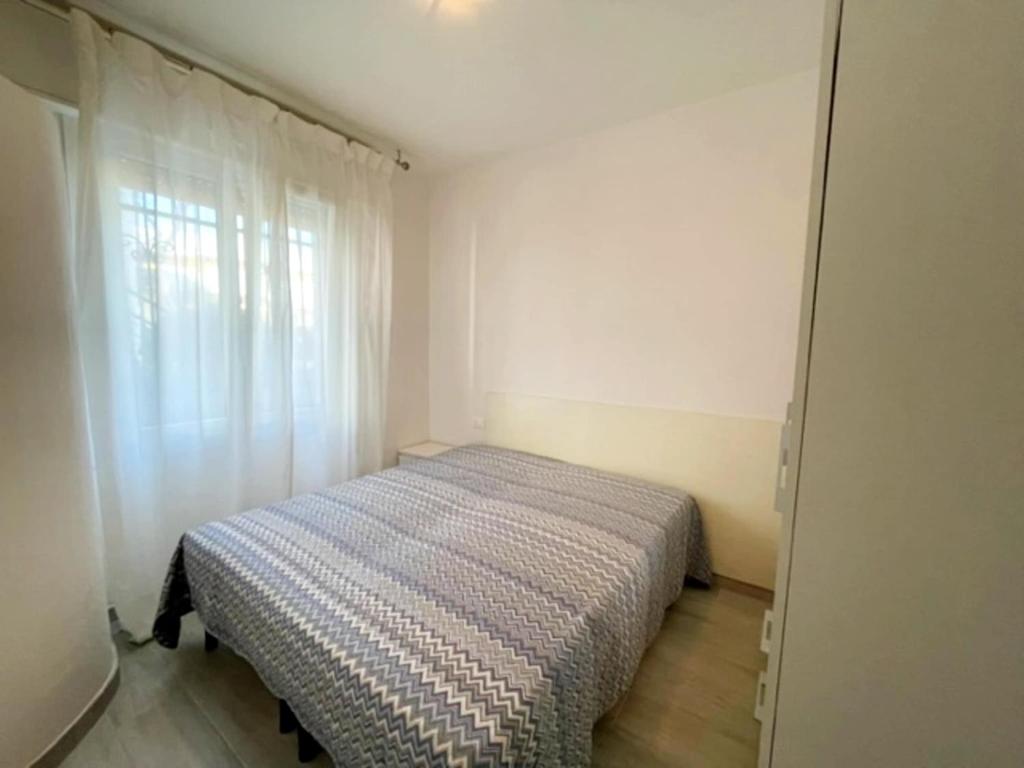 Spacious Italian Villa near Beach - 3
