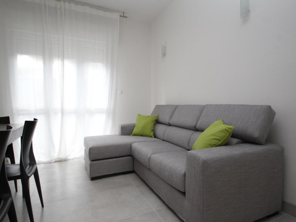 Stylish Stay for 4 near Porto Caleri - 3