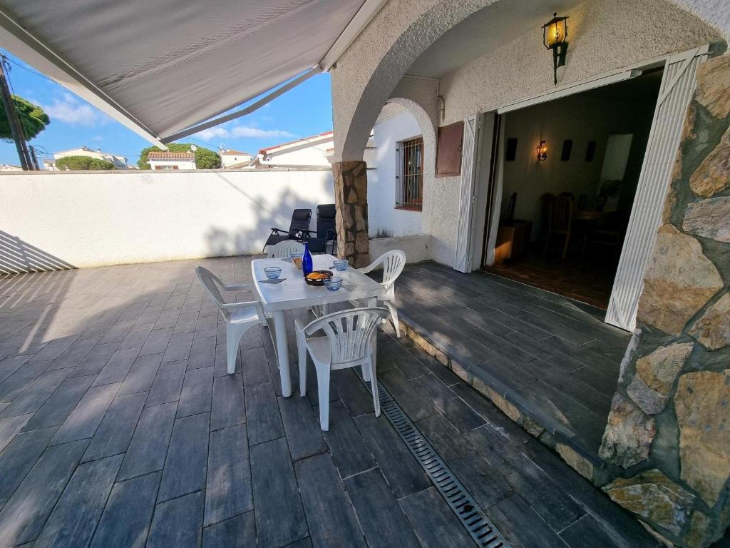 Encantadora casa cerca de la playa en L’Escala - HISP-236-216 - 2