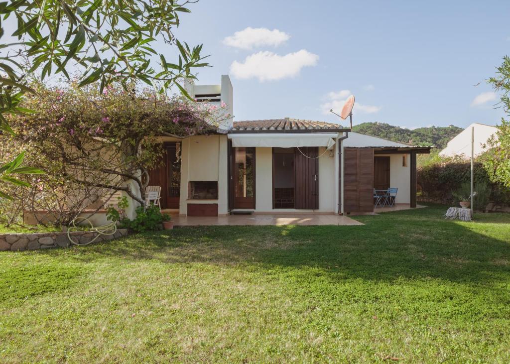 Villa Elena 200m from the beach - 3