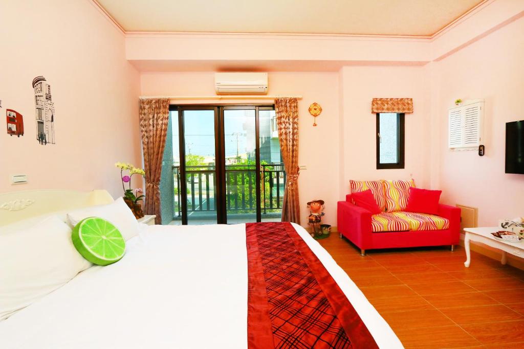Birds Flower B&amp;B — Hotel in Yilan