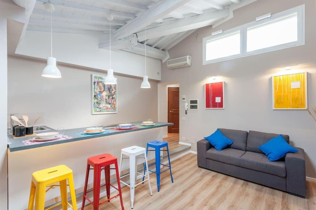 Raffaello Charming Apartment Near Duomo Square - 3