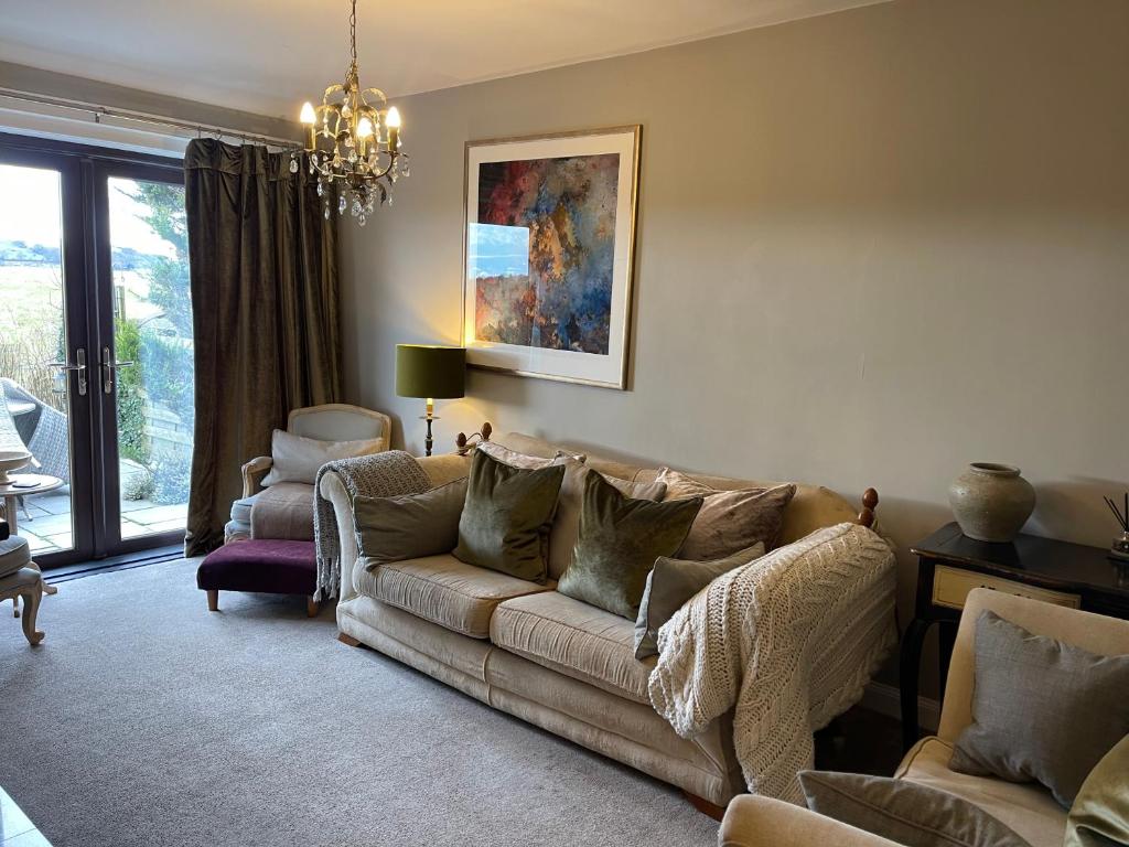 Woodend Cottage, Dumfries photo 2