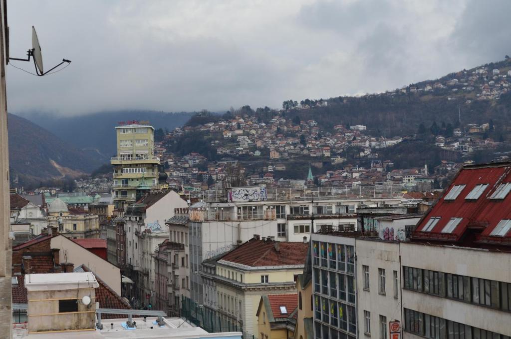 Vista Central Sarajevo - Design Apartment with City View - 2