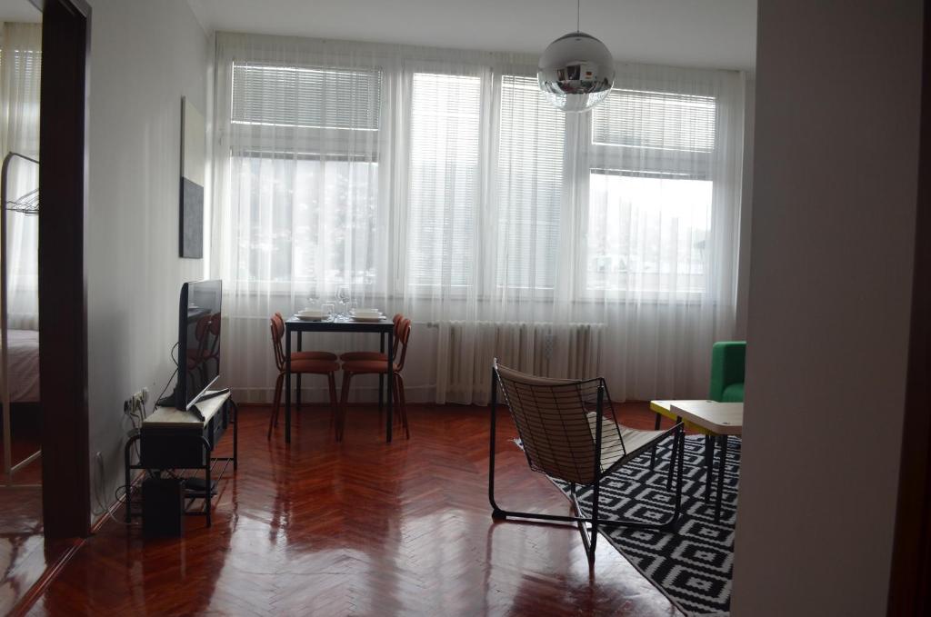 Vista Central Sarajevo - Design Apartment with City View - 5