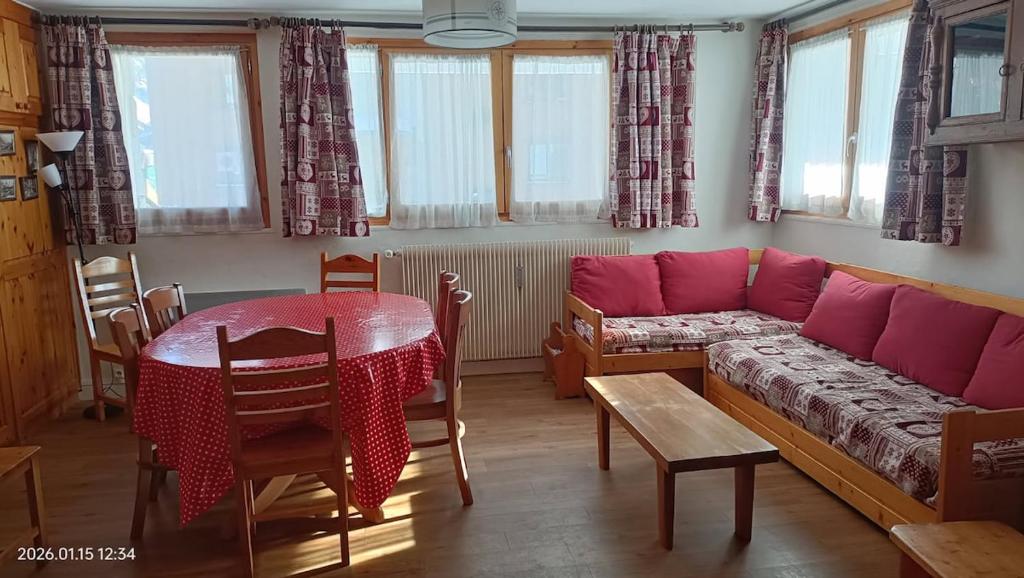 Ambiance Chalet - 3