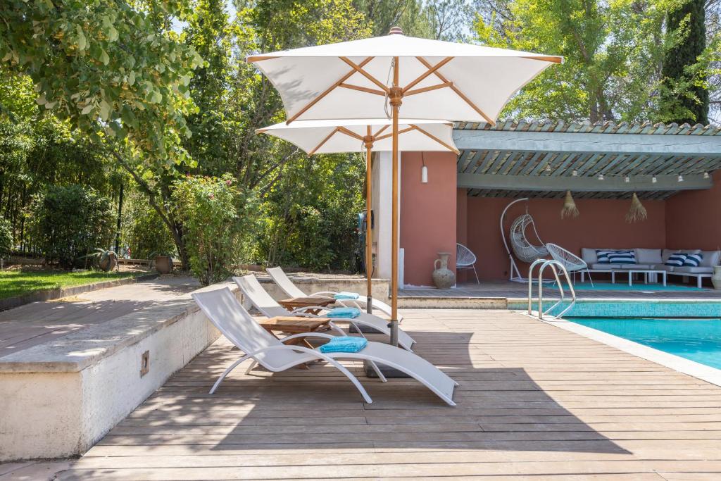 Absolutely quiet Provencal villa with swimming pool - 5