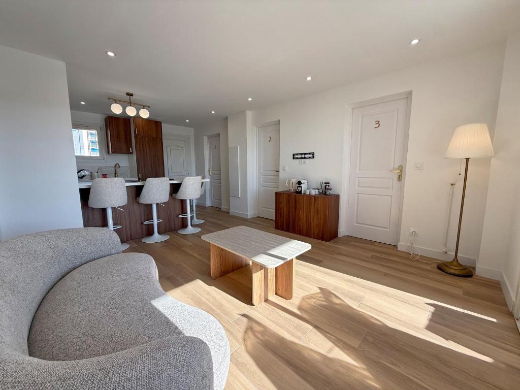 Nice Ouest Chambres Privees Modernes TV Wifi Bureau en colocation - 2