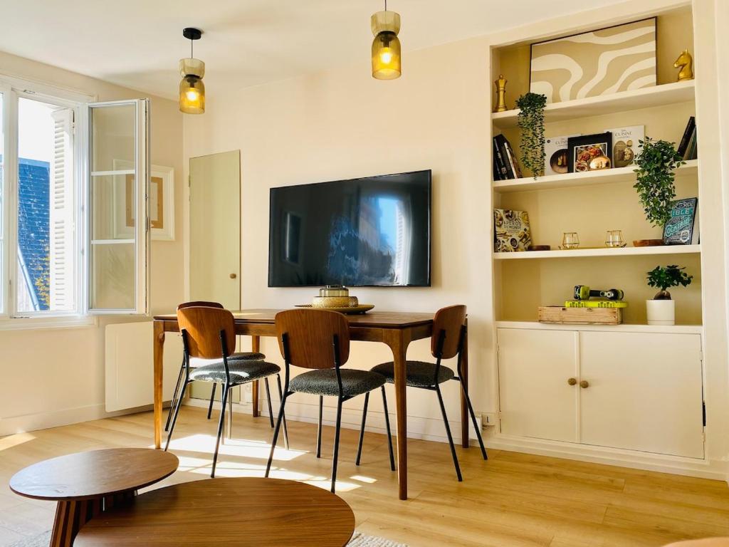 Les Bons Vivants - L'appartement - 1