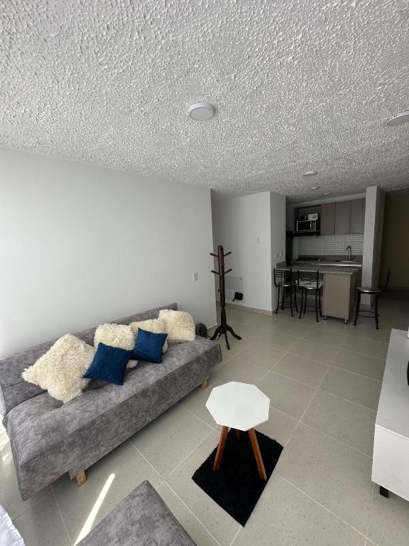 Apartamento cálido con ubicación excepcional - 1