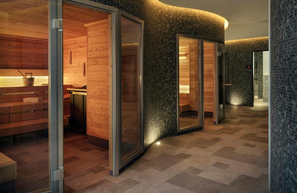 レオナルド ロイヤル ホテル バーデン バーデン (Leonardo Royal Hotel Baden-Baden) サウナ