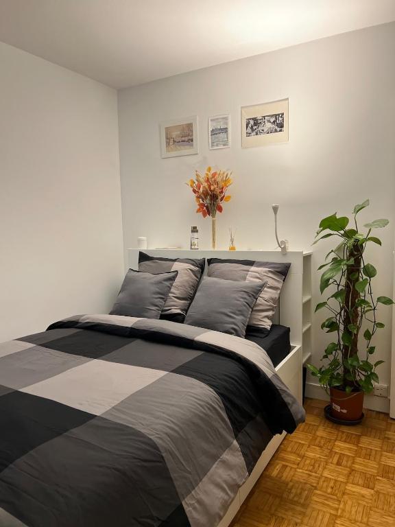 Modern cozy apartment in the heart of Paris - 1