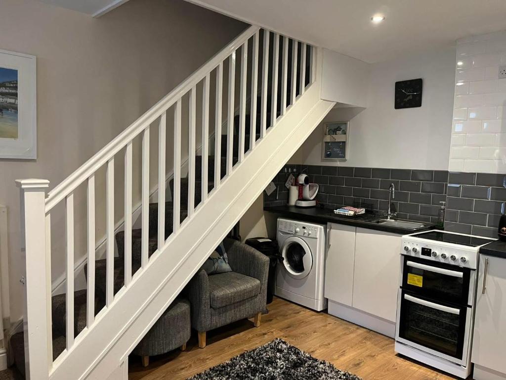 Seagull Cottage, Looe photo 3