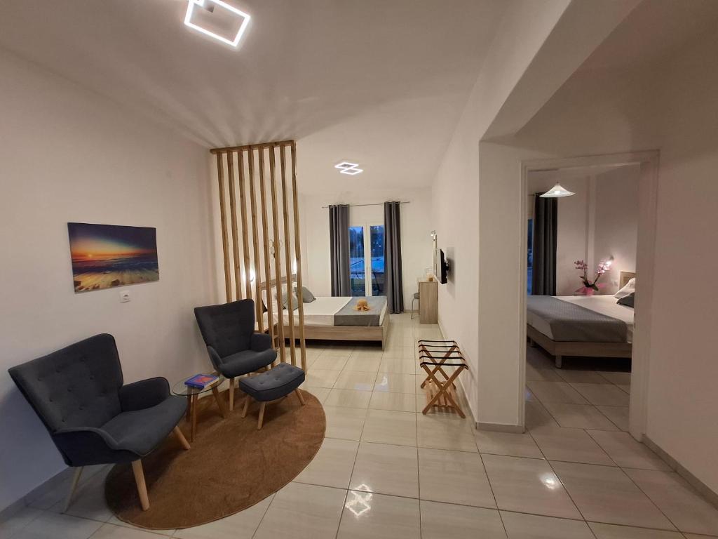 Yianetta Hotel & Suites — Hotel rooms in Kavos, Ionian Islands