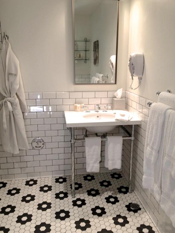 ห้องน้ำ