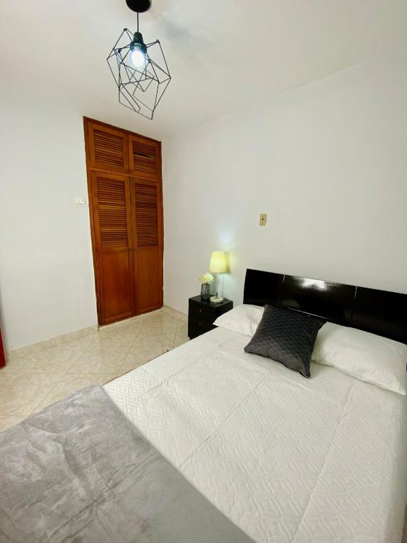 Apartamento comodo, 3 Hab, cerca Poblado - 5