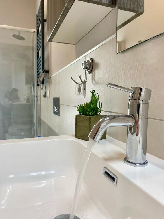 Stefy House - Apartment in Cagliari- super Balcony - 3