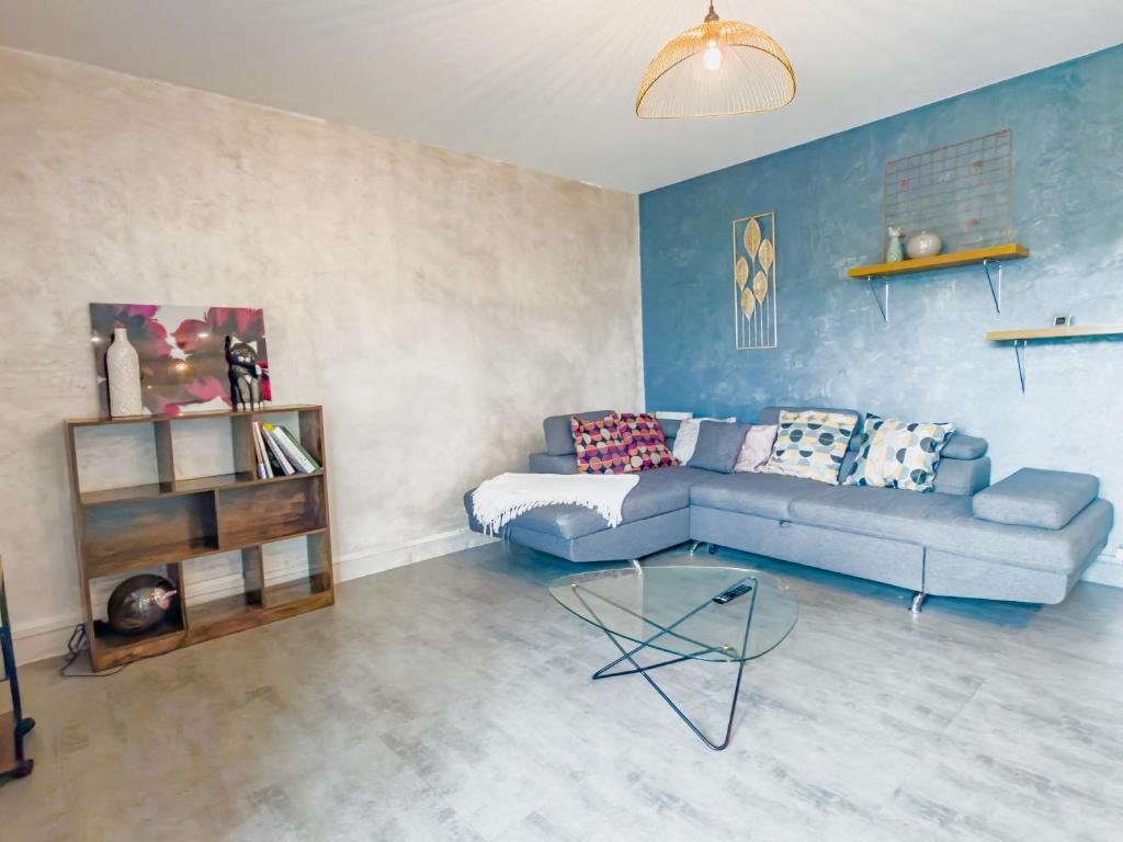 Spacieux T3 moderne avec balcon 6 pers, hyper centre Clermont - 5