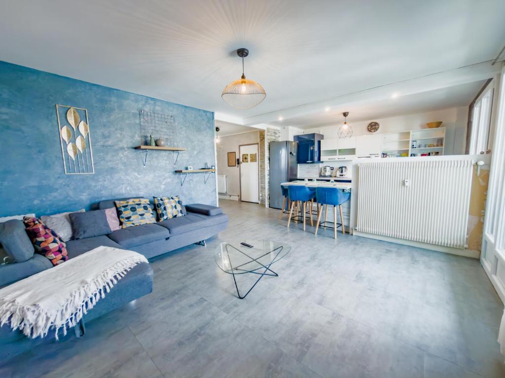 Spacieux T3 moderne avec balcon 6 pers, hyper centre Clermont - 1