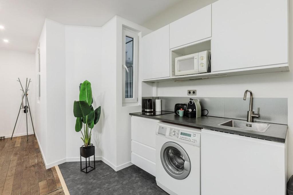 Tres Bel appartement 6P plein coeur du 18eme - 2