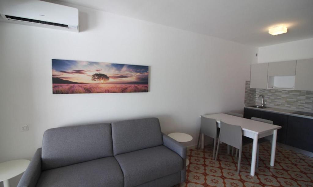 Modern studio by the beach - 2