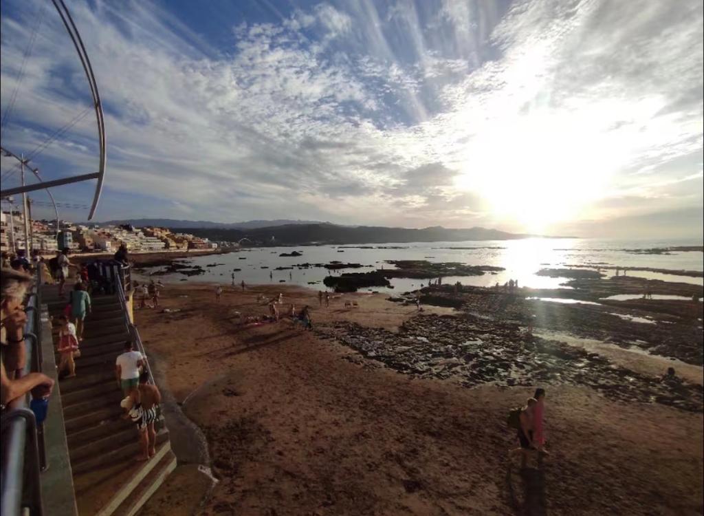Right on the beach in Las Canteras - First line! - 4