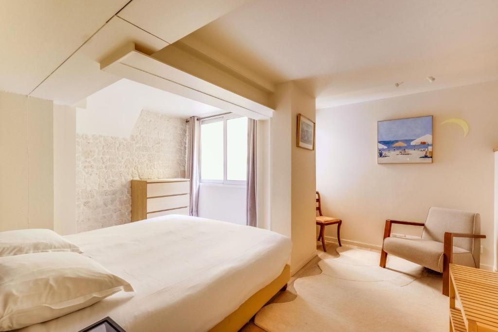 Modern apartment - 1BR - 4P terrace - Invalides - 2