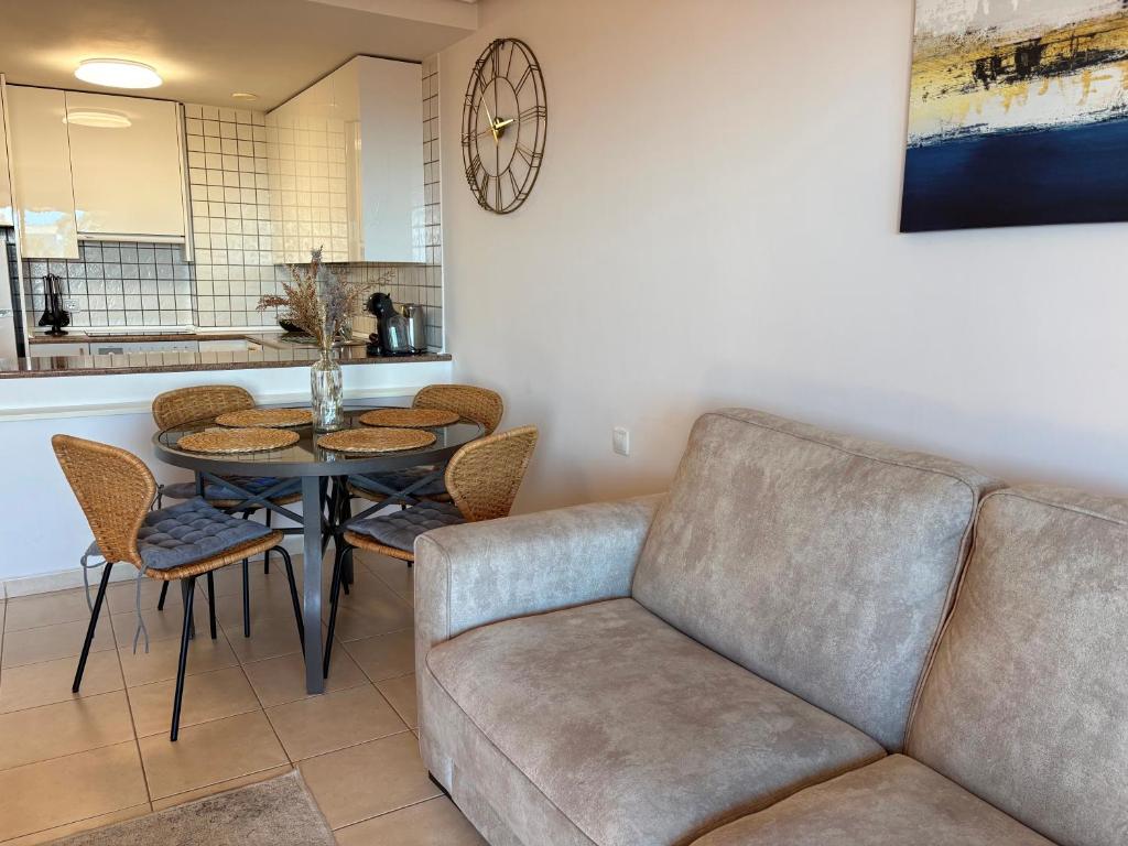 2BDR Ocean and la Gomera Vista Getaway - 4