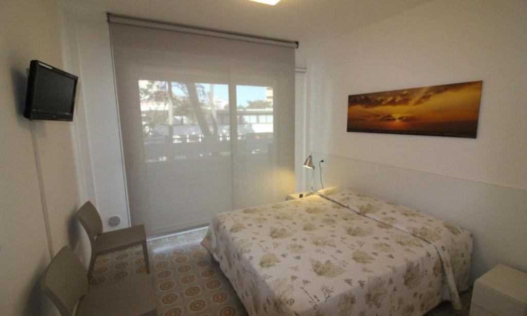 Bright flat near the beach - 4
