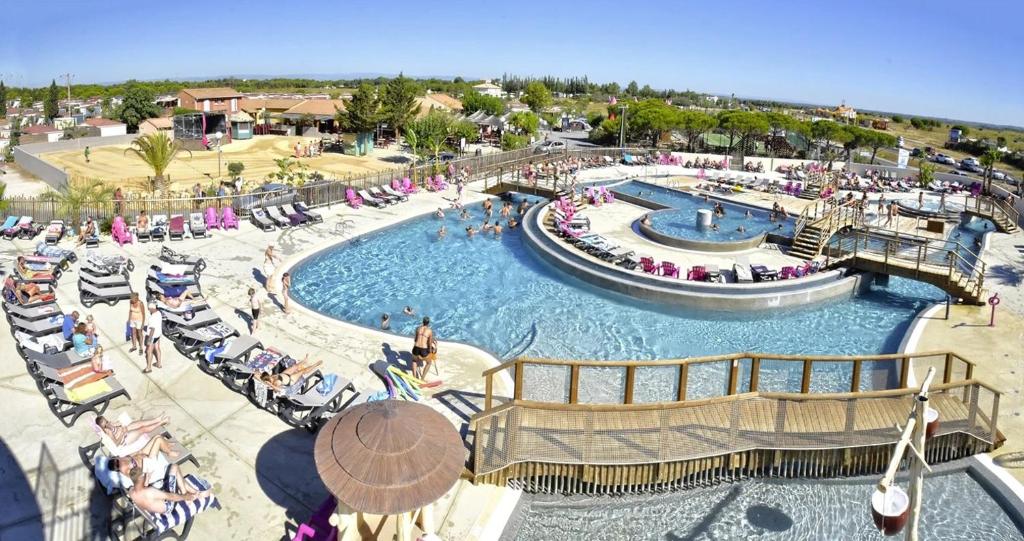 ZEcamping 4 étoiles - Beau Parc Aqua - Plage à 1500 m - MH Climatisé - 1