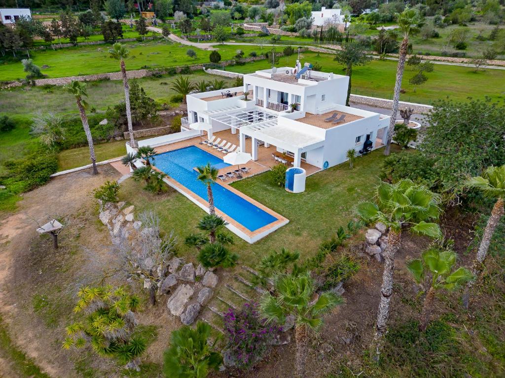 Villa near Ibiza Town sleeps 12,13 - 2