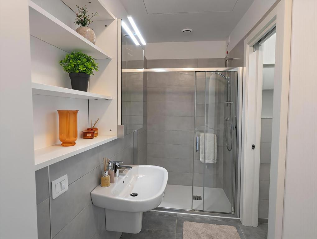 Modern Apartment near Sacro Cuore Hospital - Neɡrar - 4