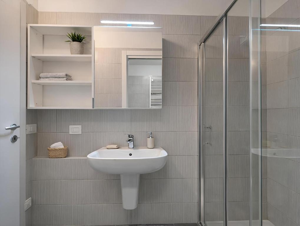 Modern Apartment near Sacro Cuore Hospital - Neɡrar - 5