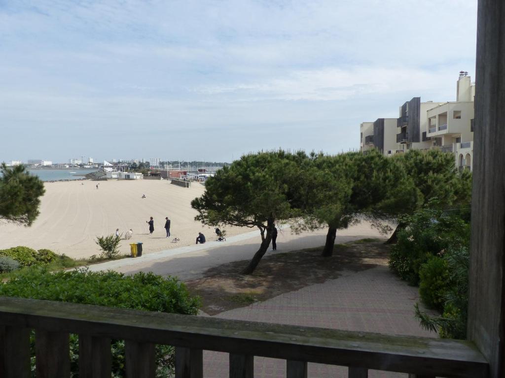 Studio balcon vue mer- Face plage des Minimes- La Rochelle - 2