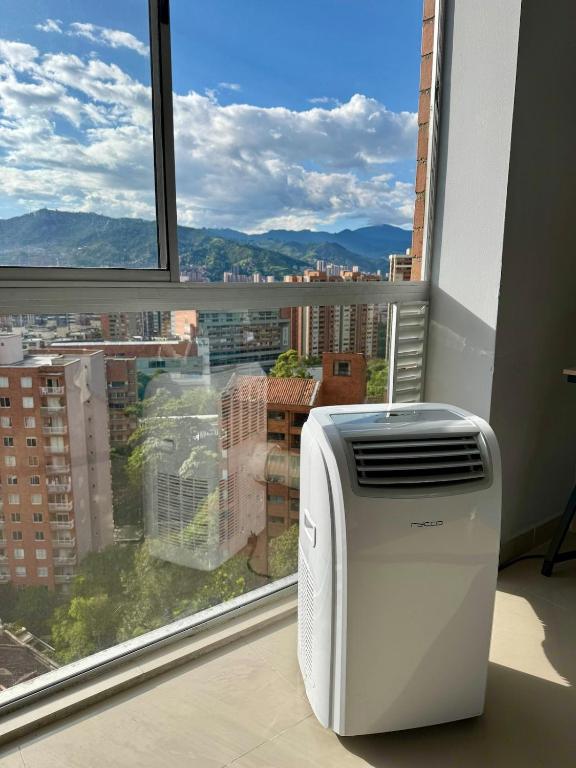La Frontera Nice Views Loft with AC, El Poblado - 5