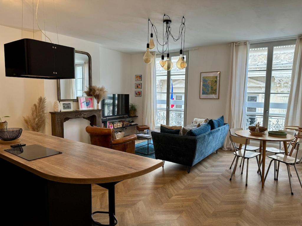 Appartement de Charme T3 Hyper centre Rochelais - 1