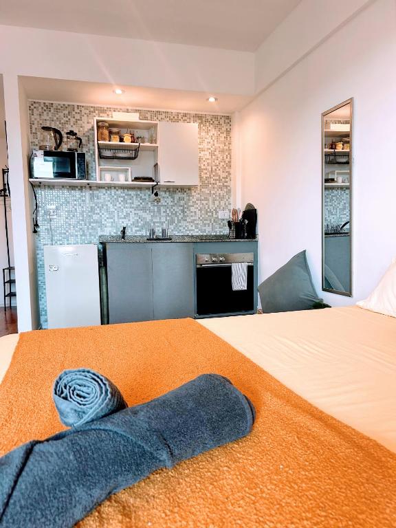 Perfect Work and Travel Studio for 2 in Palermo - 4