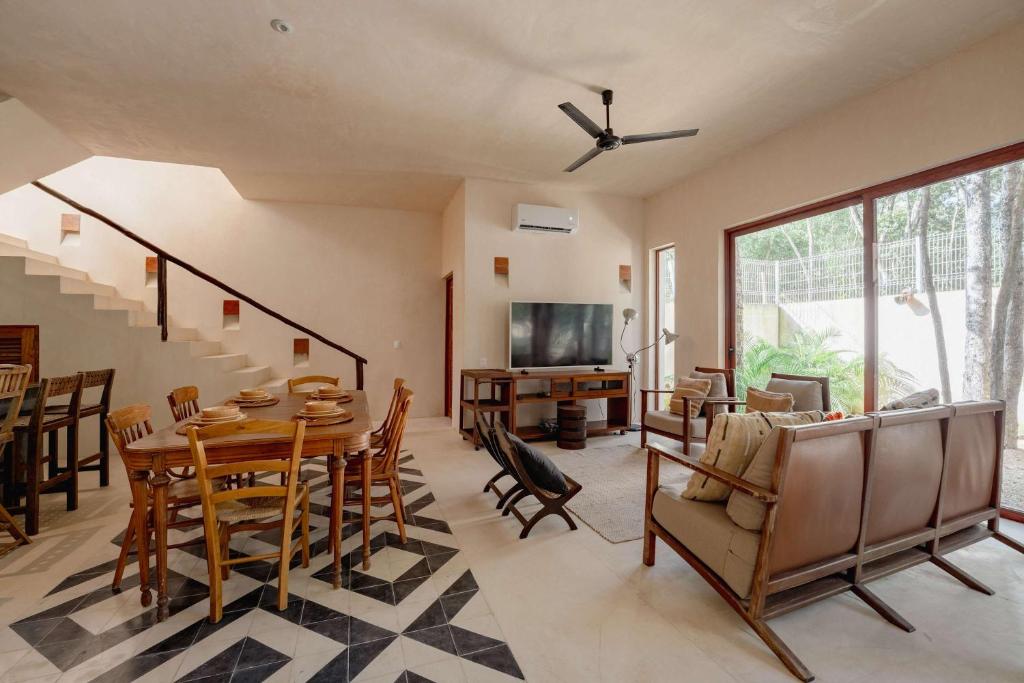 chic 4BR Villa with Private Pool in Holistika Tulum - 5