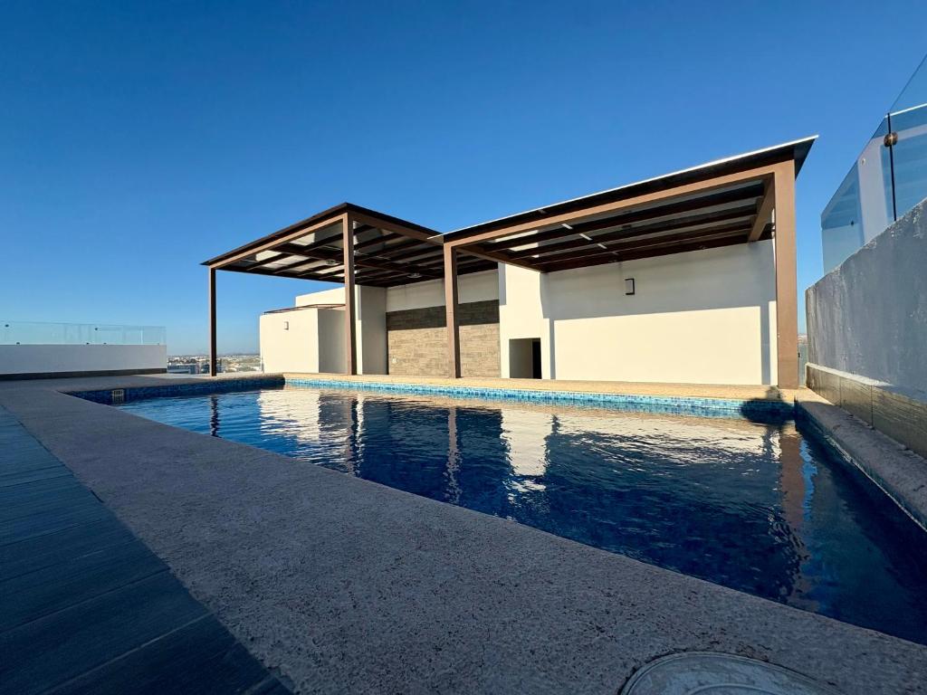 DEPA NUEVO en TORRE CORDOBA a pasos del MALECON y PLAYA - 1