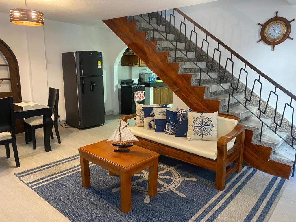 Cozy apt. on Manga Bay Blvd. (Apto. Bahia manga) - 1