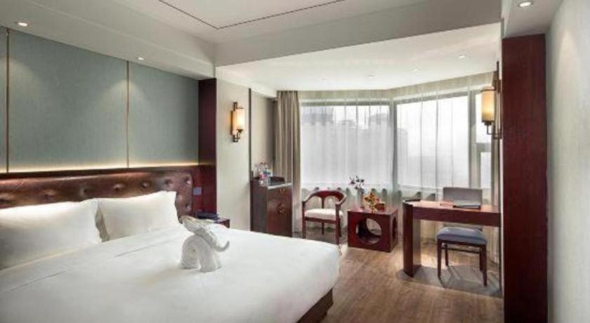 シアン エンプレス ホテル - Room image