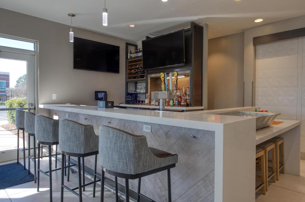 Bar/lounge