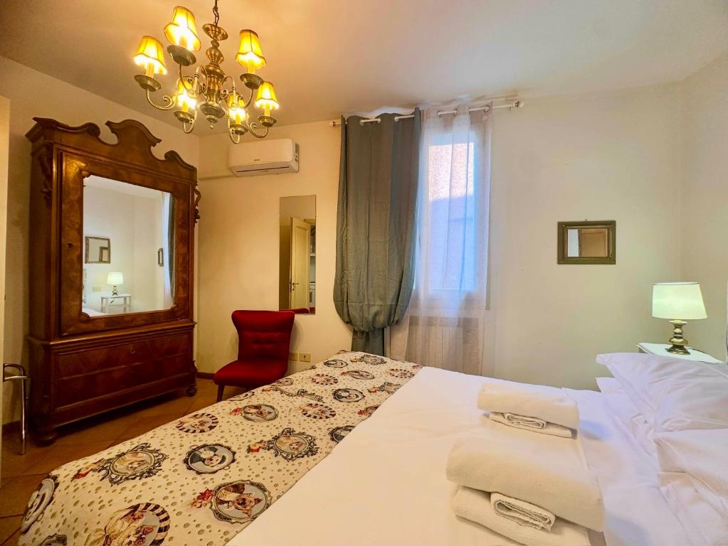 Bohemian POP apartment in the center - 2