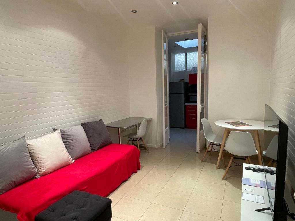 One-Bedroom Apartment near Promenade des Anglais - 3