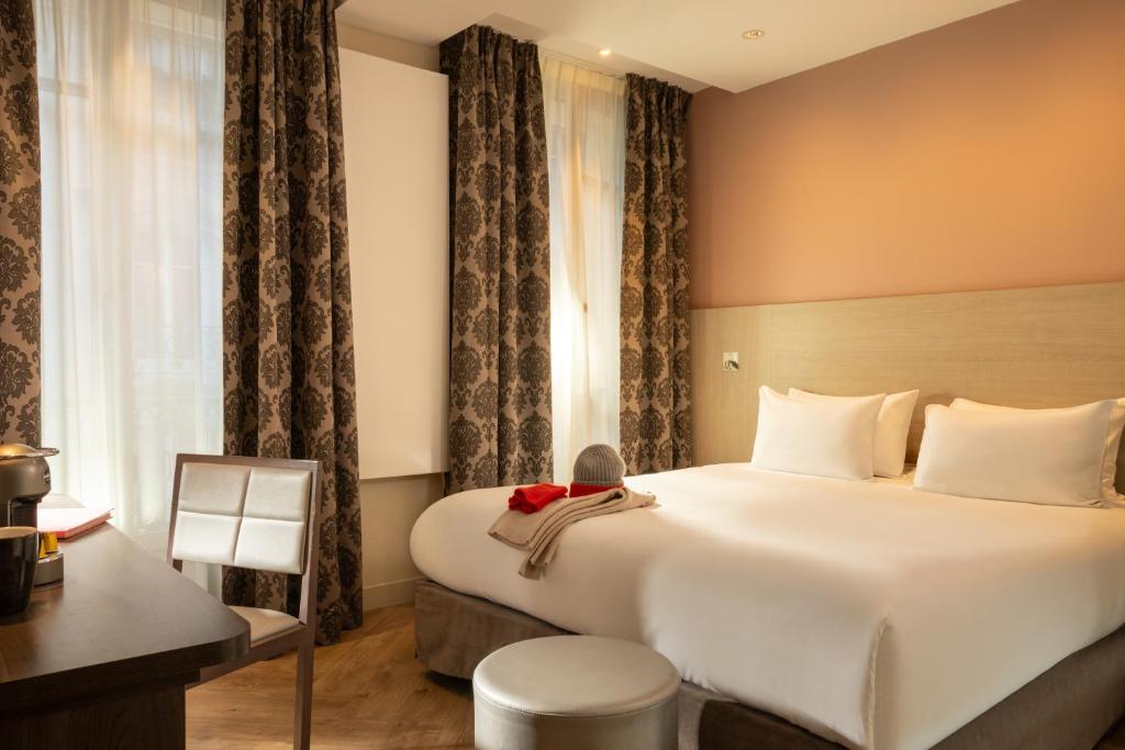 Hôtel de Sévigné - 4